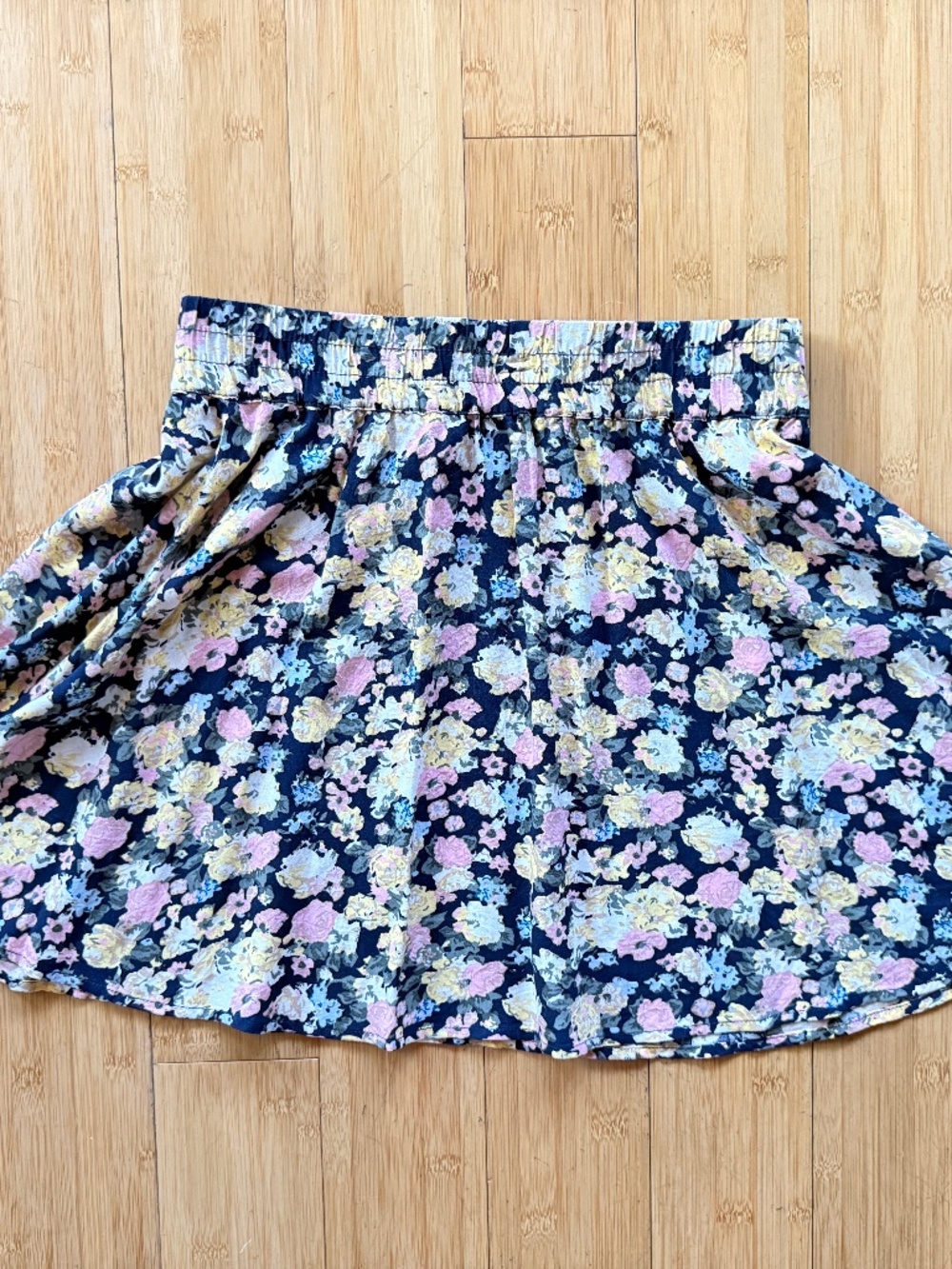 Vero Moda Floral Print Mini Skirt Yellow and Pink Size M/P